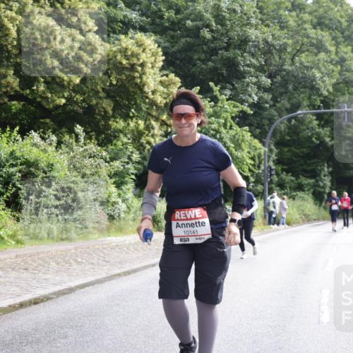 14.06.2026 - REWE Women's Run Jannik Wohlers http://msf.ph/oto/9801890 14.06.2026 10:11:47 Laufen 10141 meine-sportfotos.de