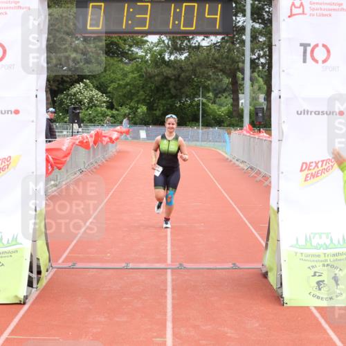 14.06.2026 - 7 Türme Triathlon Andreas Tolksdorf http://msf.ph/oto/9802001 14.06.2026 12:01:04 Ziel 490 meine-sportfotos.de