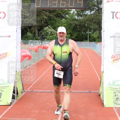 14.06.2026 - 7 Türme Triathlon Andreas Tolksdorf http://msf.ph/oto/9802140 14.06.2026 12:06:04 Ziel 534 meine-sportfotos.de