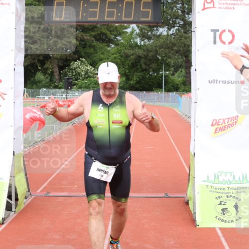 14.06.2026 - 7 Türme Triathlon Andreas Tolksdorf http://msf.ph/oto/9802147 14.06.2026 12:06:04 Ziel 534 meine-sportfotos.de