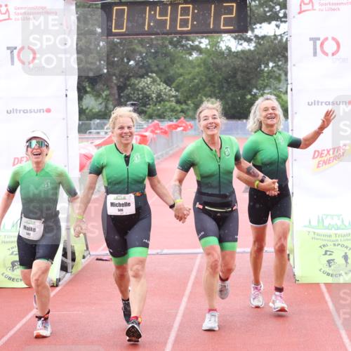 14.06.2026 - 7 Türme Triathlon Andreas Tolksdorf http://msf.ph/oto/9802295 14.06.2026 12:18:11 Ziel 499, 500, 501, 502 meine-sportfotos.de