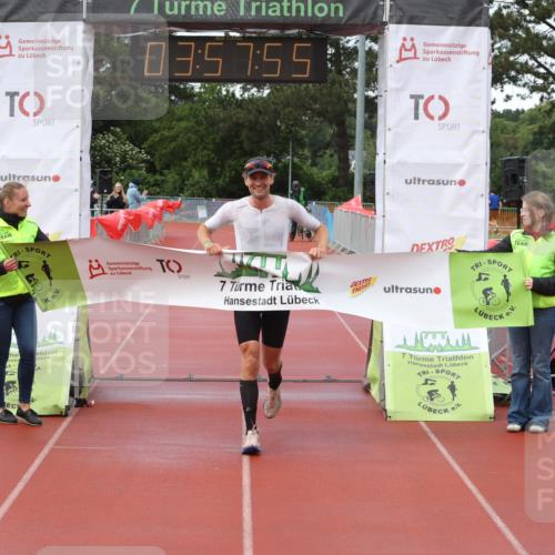 14.06.2026 - 7 Türme Triathlon Andreas Tolksdorf http://msf.ph/oto/9802376 14.06.2026 14:57:54 Ziel 805 meine-sportfotos.de
