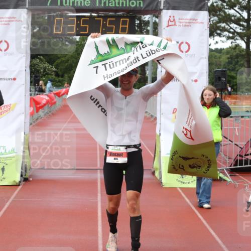 14.06.2026 - 7 Türme Triathlon Andreas Tolksdorf http://msf.ph/oto/9802405 14.06.2026 14:57:57 Ziel 805 meine-sportfotos.de