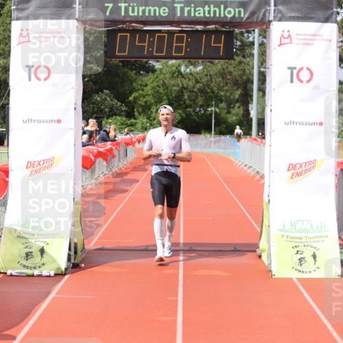 14.06.2026 - 7 Türme Triathlon Andreas Tolksdorf http://msf.ph/oto/9802603 14.06.2026 15:08:12 Ziel 846 meine-sportfotos.de