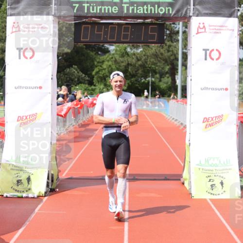 14.06.2026 - 7 Türme Triathlon Andreas Tolksdorf http://msf.ph/oto/9802614 14.06.2026 15:08:13 Ziel 846 meine-sportfotos.de