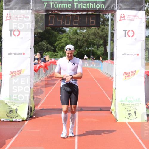 14.06.2026 - 7 Türme Triathlon Andreas Tolksdorf http://msf.ph/oto/9802618 14.06.2026 15:08:14 Ziel 846 meine-sportfotos.de