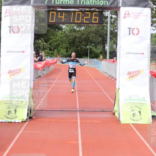 14.06.2026 - 7 Türme Triathlon Andreas Tolksdorf http://msf.ph/oto/9802635 14.06.2026 15:10:25 Ziel 1136 meine-sportfotos.de
