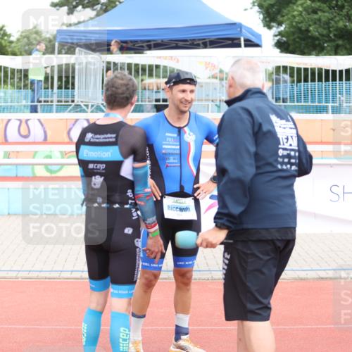 14.06.2026 - 7 Türme Triathlon Andreas Tolksdorf http://msf.ph/oto/9802746 14.06.2026 15:11:54 Ziel  meine-sportfotos.de