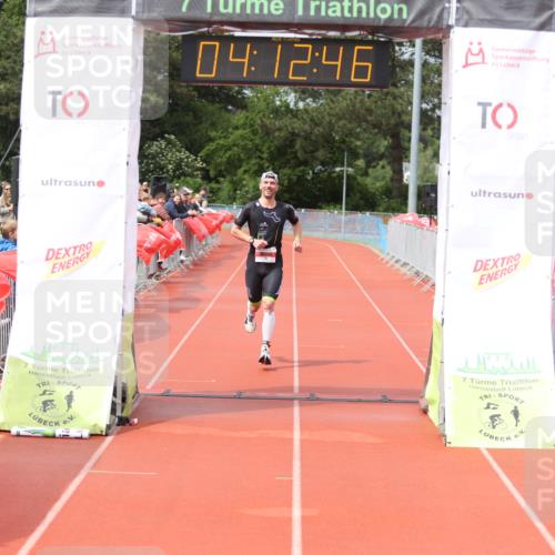 14.06.2026 - 7 Türme Triathlon Andreas Tolksdorf http://msf.ph/oto/9802771 14.06.2026 15:12:45 Ziel 757 meine-sportfotos.de