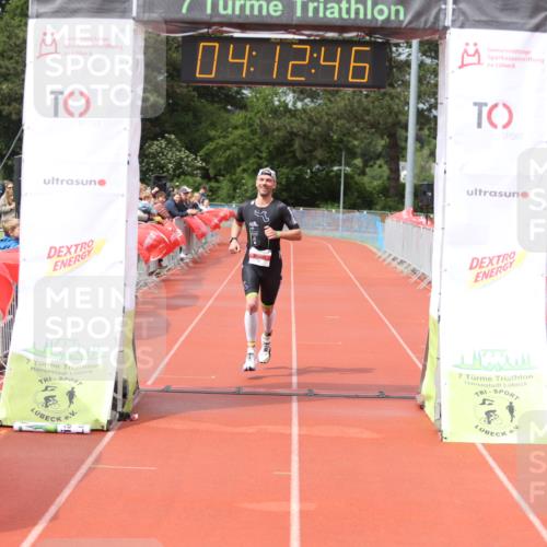 14.06.2026 - 7 Türme Triathlon Andreas Tolksdorf http://msf.ph/oto/9802775 14.06.2026 15:12:45 Ziel 757 meine-sportfotos.de