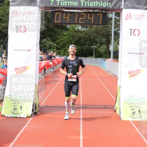 14.06.2026 - 7 Türme Triathlon Andreas Tolksdorf http://msf.ph/oto/9802785 14.06.2026 15:12:46 Ziel 757 meine-sportfotos.de