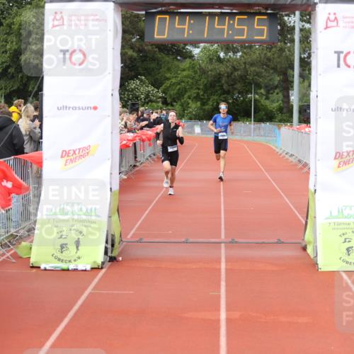 14.06.2026 - 7 Türme Triathlon Andreas Tolksdorf http://msf.ph/oto/9802844 14.06.2026 15:14:54 Ziel 957, 1103 meine-sportfotos.de