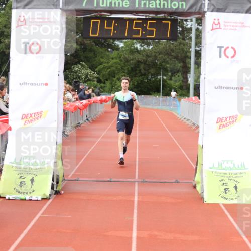 14.06.2026 - 7 Türme Triathlon Andreas Tolksdorf http://msf.ph/oto/9802877 14.06.2026 15:15:56 Ziel 1006 meine-sportfotos.de