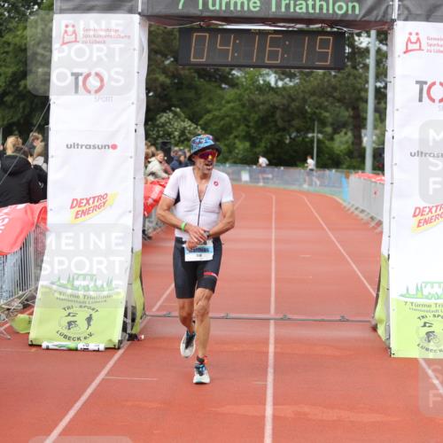 14.06.2026 - 7 Türme Triathlon Andreas Tolksdorf http://msf.ph/oto/9802932 14.06.2026 15:16:17 Ziel 1118 meine-sportfotos.de
