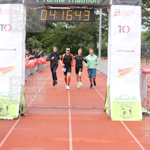 14.06.2026 - 7 Türme Triathlon Andreas Tolksdorf http://msf.ph/oto/9802939 14.06.2026 15:16:41 Ziel 689, 1088 meine-sportfotos.de