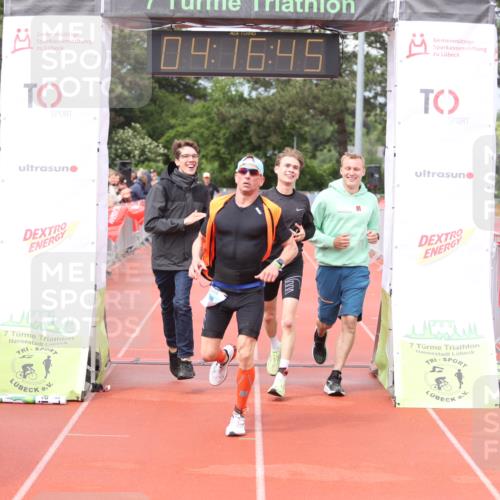 14.06.2026 - 7 Türme Triathlon Andreas Tolksdorf http://msf.ph/oto/9802960 14.06.2026 15:16:44 Ziel 689, 1088, 1144 meine-sportfotos.de