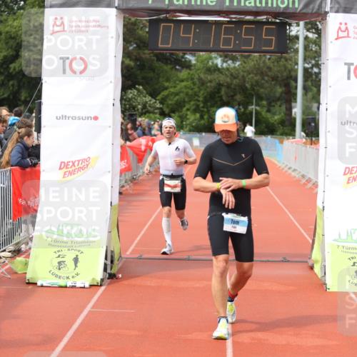 14.06.2026 - 7 Türme Triathlon Andreas Tolksdorf http://msf.ph/oto/9803002 14.06.2026 15:16:53 Ziel 877, 1144 meine-sportfotos.de