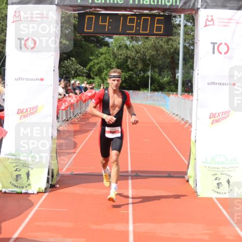 14.06.2026 - 7 Türme Triathlon Andreas Tolksdorf http://msf.ph/oto/9803068 14.06.2026 15:19:05 Ziel 863 meine-sportfotos.de