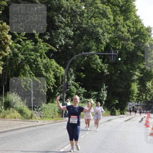 14.06.2026 - REWE Women's Run Jannik Wohlers http://msf.ph/oto/9803214 14.06.2026 10:18:54 Laufen  meine-sportfotos.de
