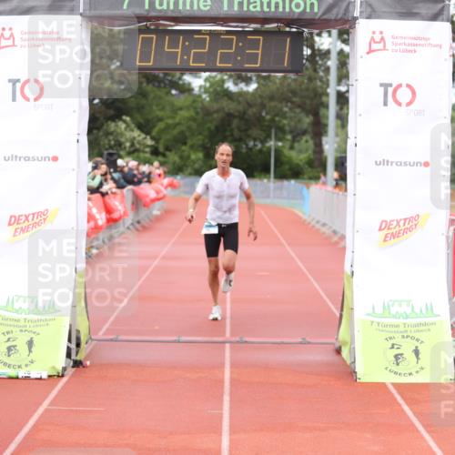 14.06.2026 - 7 Türme Triathlon Andreas Tolksdorf http://msf.ph/oto/9803258 14.06.2026 15:22:30 Ziel 1152 meine-sportfotos.de