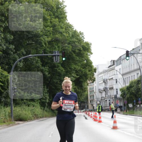 14.06.2026 - REWE Women's Run Jannik Wohlers http://msf.ph/oto/9803574 14.06.2026 10:23:04 Laufen 10228 meine-sportfotos.de