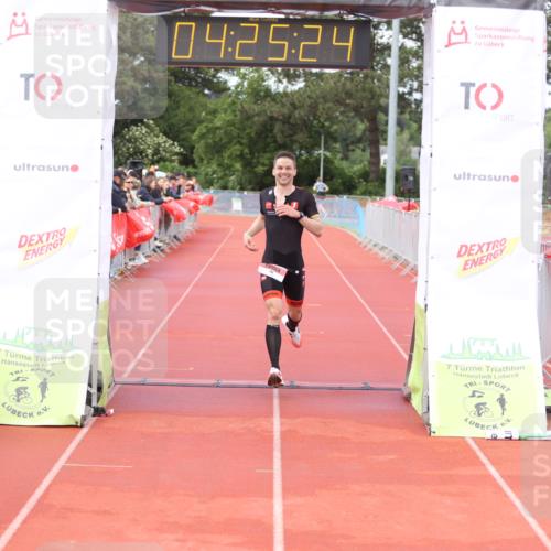 14.06.2026 - 7 Türme Triathlon Andreas Tolksdorf http://msf.ph/oto/9803579 14.06.2026 15:25:23 Ziel 746 meine-sportfotos.de