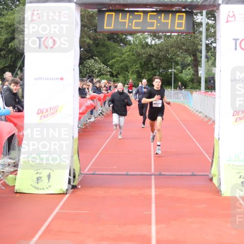 14.06.2026 - 7 Türme Triathlon Andreas Tolksdorf http://msf.ph/oto/9803603 14.06.2026 15:25:47 Ziel 1192 meine-sportfotos.de