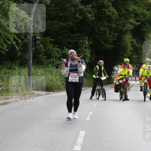 14.06.2026 - REWE Women's Run Jannik Wohlers http://msf.ph/oto/9803698 14.06.2026 10:28:16 Laufen 10176 meine-sportfotos.de