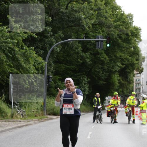 14.06.2026 - REWE Women's Run Jannik Wohlers http://msf.ph/oto/9803718 14.06.2026 10:28:19 Laufen 10176, 57 meine-sportfotos.de