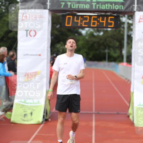 14.06.2026 - 7 Türme Triathlon Andreas Tolksdorf http://msf.ph/oto/9803723 14.06.2026 15:26:44 Ziel 1177 meine-sportfotos.de