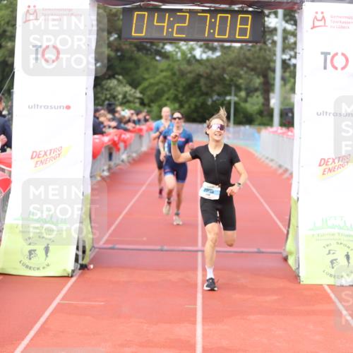 14.06.2026 - 7 Türme Triathlon Andreas Tolksdorf http://msf.ph/oto/9803747 14.06.2026 15:27:07 Ziel 925, 1161, 1170 meine-sportfotos.de