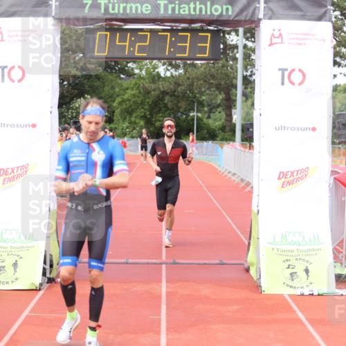 14.06.2026 - 7 Türme Triathlon Andreas Tolksdorf http://msf.ph/oto/9803797 14.06.2026 15:27:32 Ziel 851, 994 meine-sportfotos.de
