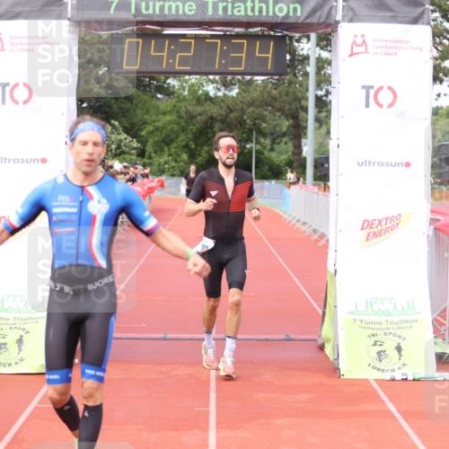 14.06.2026 - 7 Türme Triathlon Andreas Tolksdorf http://msf.ph/oto/9803812 14.06.2026 15:27:33 Ziel 851, 994 meine-sportfotos.de