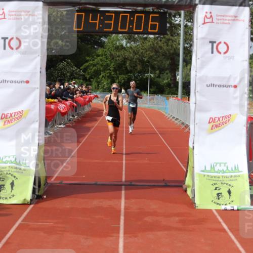 14.06.2026 - 7 Türme Triathlon Andreas Tolksdorf http://msf.ph/oto/9804016 14.06.2026 15:30:05 Ziel 1147, 1710 meine-sportfotos.de