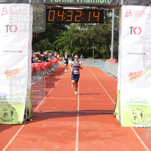 14.06.2026 - 7 Türme Triathlon Andreas Tolksdorf http://msf.ph/oto/9804177 14.06.2026 15:32:13 Ziel 1021, 1768 meine-sportfotos.de