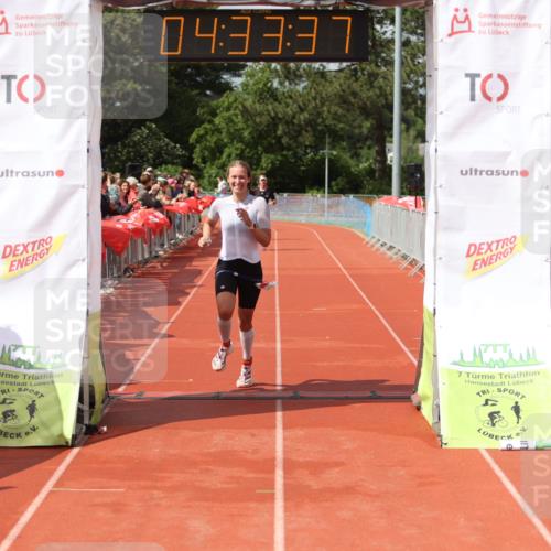 14.06.2026 - 7 Türme Triathlon Andreas Tolksdorf http://msf.ph/oto/9804439 14.06.2026 15:33:35 Ziel 643, 665, 1104 meine-sportfotos.de
