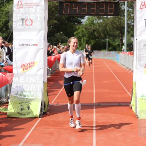 14.06.2026 - 7 Türme Triathlon Andreas Tolksdorf http://msf.ph/oto/9804447 14.06.2026 15:33:36 Ziel 643, 665, 1104 meine-sportfotos.de