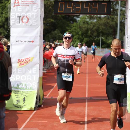 14.06.2026 - 7 Türme Triathlon Andreas Tolksdorf http://msf.ph/oto/9804642 14.06.2026 15:34:46 Ziel 923, 951, 955, 1007, 1096, 1126, 1146 meine-sportfotos.de