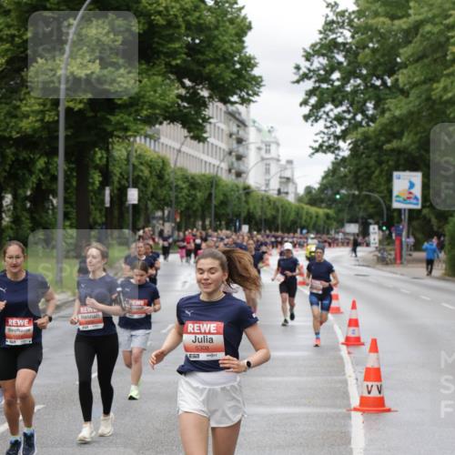 14.06.2026 - REWE Women's Run Jannik Wohlers http://msf.ph/oto/9804669 14.06.2026 10:38:36 Laufen 57, 5308, 7 meine-sportfotos.de