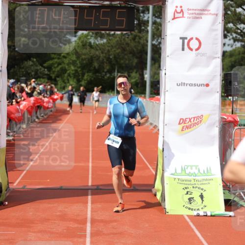 14.06.2026 - 7 Türme Triathlon Andreas Tolksdorf http://msf.ph/oto/9804680 14.06.2026 15:34:53 Ziel 951, 955, 1007, 1126, 1146 meine-sportfotos.de