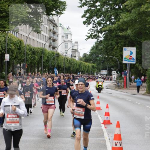 14.06.2026 - REWE Women's Run Jannik Wohlers http://msf.ph/oto/9804718 14.06.2026 10:38:40 Laufen 4 meine-sportfotos.de