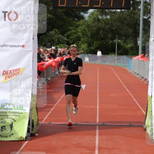 14.06.2026 - 7 Türme Triathlon Andreas Tolksdorf http://msf.ph/oto/9804719 14.06.2026 15:35:09 Ziel 1185, 1731 meine-sportfotos.de