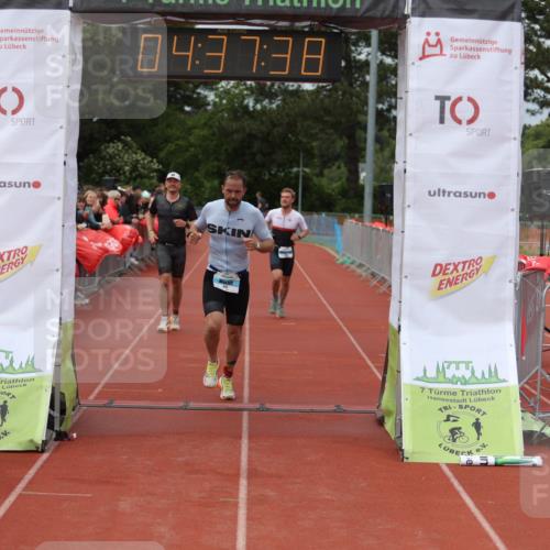 14.06.2026 - 7 Türme Triathlon Andreas Tolksdorf http://msf.ph/oto/9805027 14.06.2026 15:37:37 Ziel 792, 920, 933, 956 meine-sportfotos.de