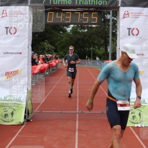 14.06.2026 - 7 Türme Triathlon Andreas Tolksdorf http://msf.ph/oto/9805044 14.06.2026 15:37:54 Ziel 676, 722 meine-sportfotos.de