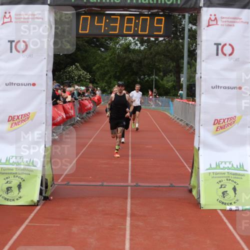 14.06.2026 - 7 Türme Triathlon Andreas Tolksdorf http://msf.ph/oto/9805051 14.06.2026 15:38:08 Ziel 884, 1182 meine-sportfotos.de