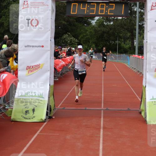 14.06.2026 - 7 Türme Triathlon Andreas Tolksdorf http://msf.ph/oto/9805063 14.06.2026 15:38:20 Ziel 1117, 1153, 1182 meine-sportfotos.de