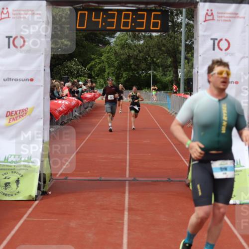 14.06.2026 - 7 Türme Triathlon Andreas Tolksdorf http://msf.ph/oto/9805074 14.06.2026 15:38:35 Ziel 887, 894, 919, 1153, 1738 meine-sportfotos.de