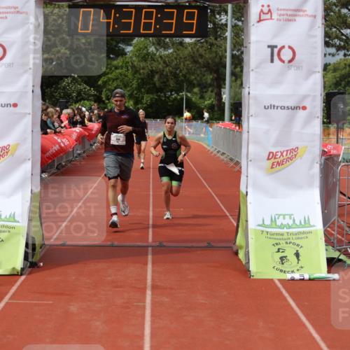 14.06.2026 - 7 Türme Triathlon Andreas Tolksdorf http://msf.ph/oto/9805079 14.06.2026 15:38:38 Ziel 887, 894, 919, 1738 meine-sportfotos.de