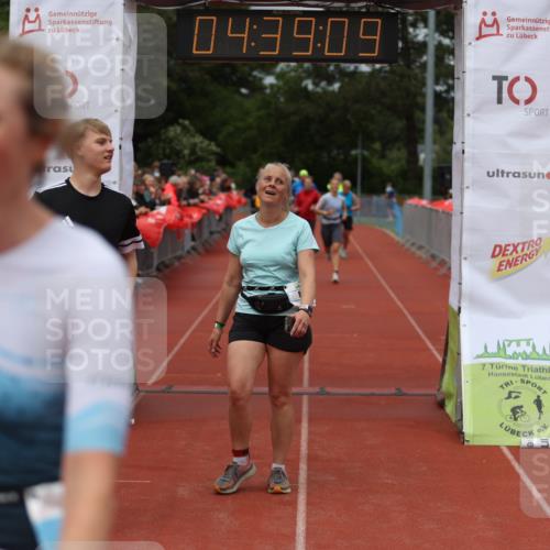 14.06.2026 - 7 Türme Triathlon Andreas Tolksdorf http://msf.ph/oto/9805110 14.06.2026 15:39:08 Ziel 997, 1084, 1093, 1172, 1180, 1199, 1584 meine-sportfotos.de