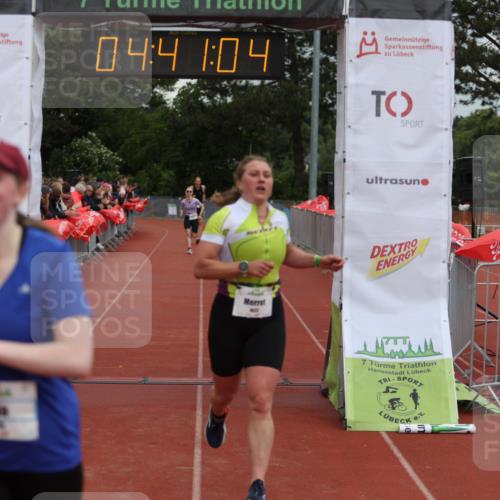 14.06.2026 - 7 Türme Triathlon Andreas Tolksdorf http://msf.ph/oto/9805177 14.06.2026 15:41:03 Ziel 1175, 1613, 1622 meine-sportfotos.de